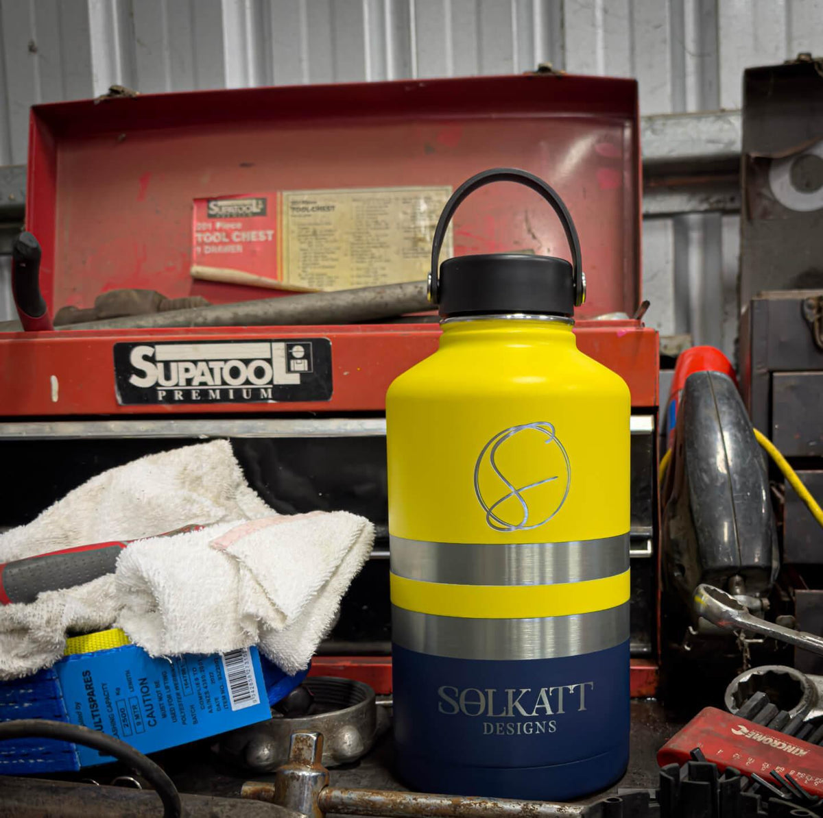 Yellow 1.9L 2 litre 64oz Tradie Water bottle Solkatt Designs