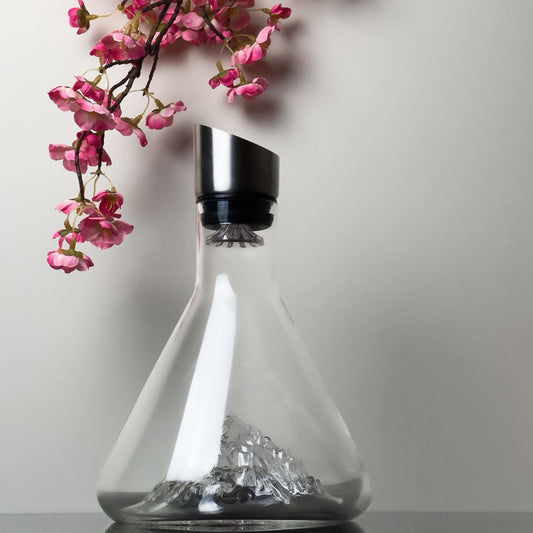 The Everest Wine Decanter Hand Blown Glass With Filter Aerator Lid Stainless Steel