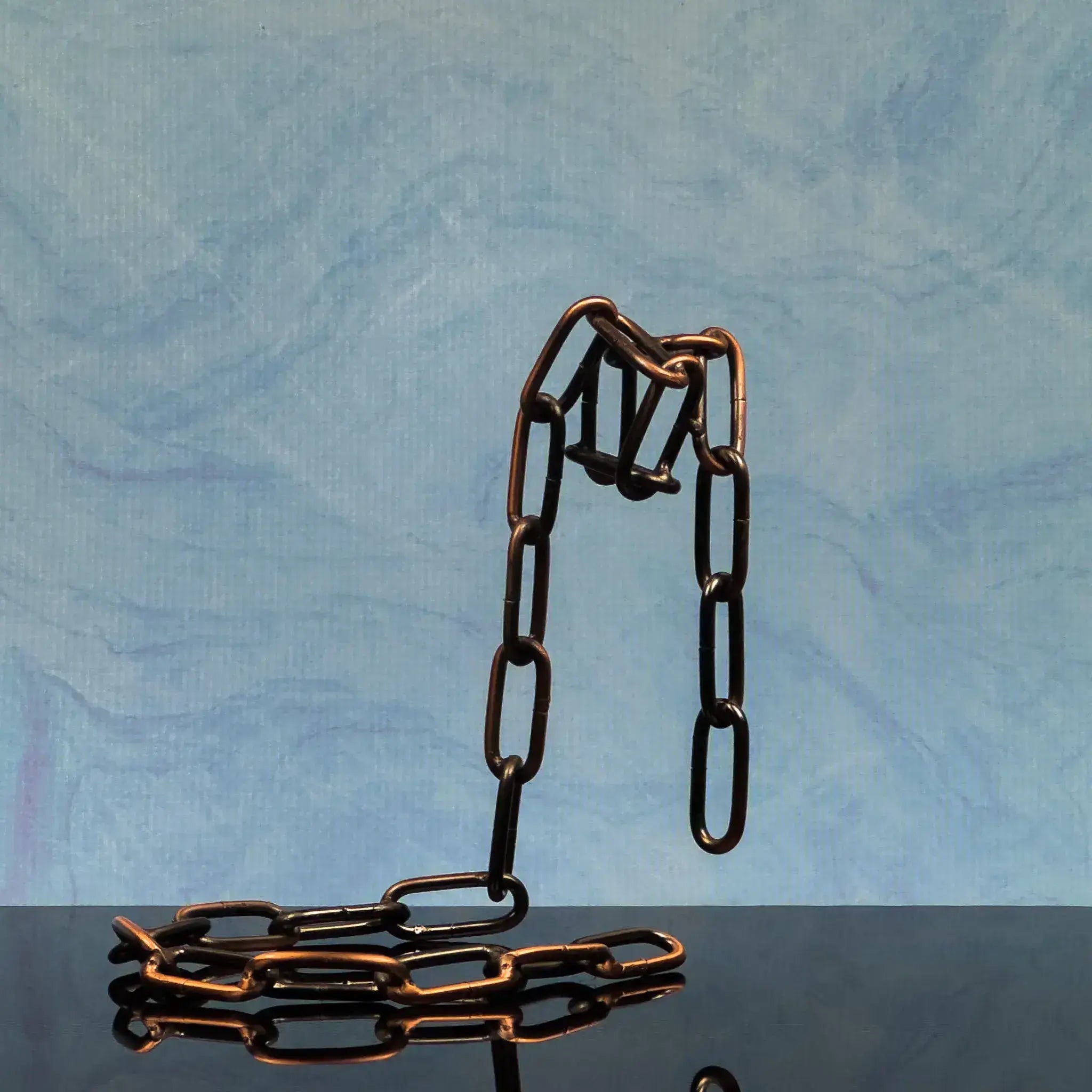 Metal Chain Link Wine Bottle Holder - Copper, Gold & Silver - Solkatt Designs 