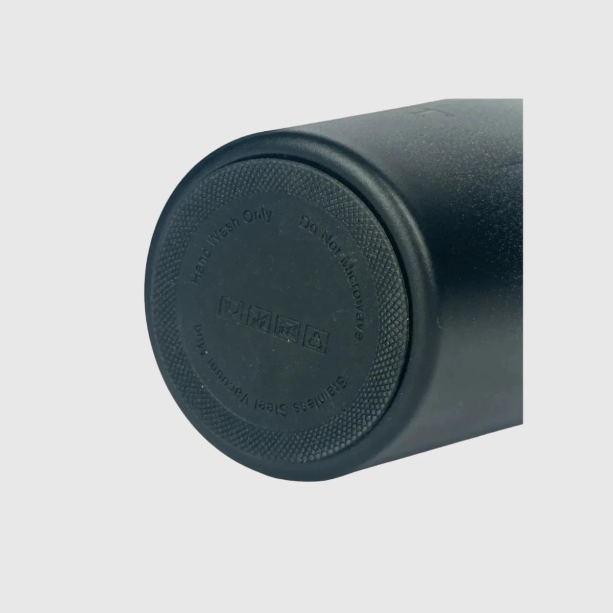 Anti-slip pad bottom view of Midnight Black reusable coffee cup – Solkatt Designs
