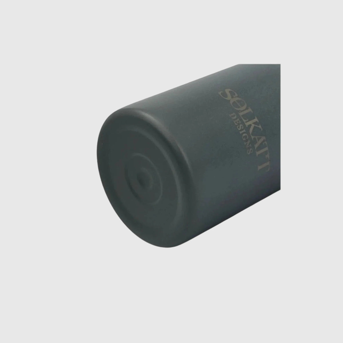 Misty Grey insulated water bottle close up of bottom - 650ml - Solkatt Designs