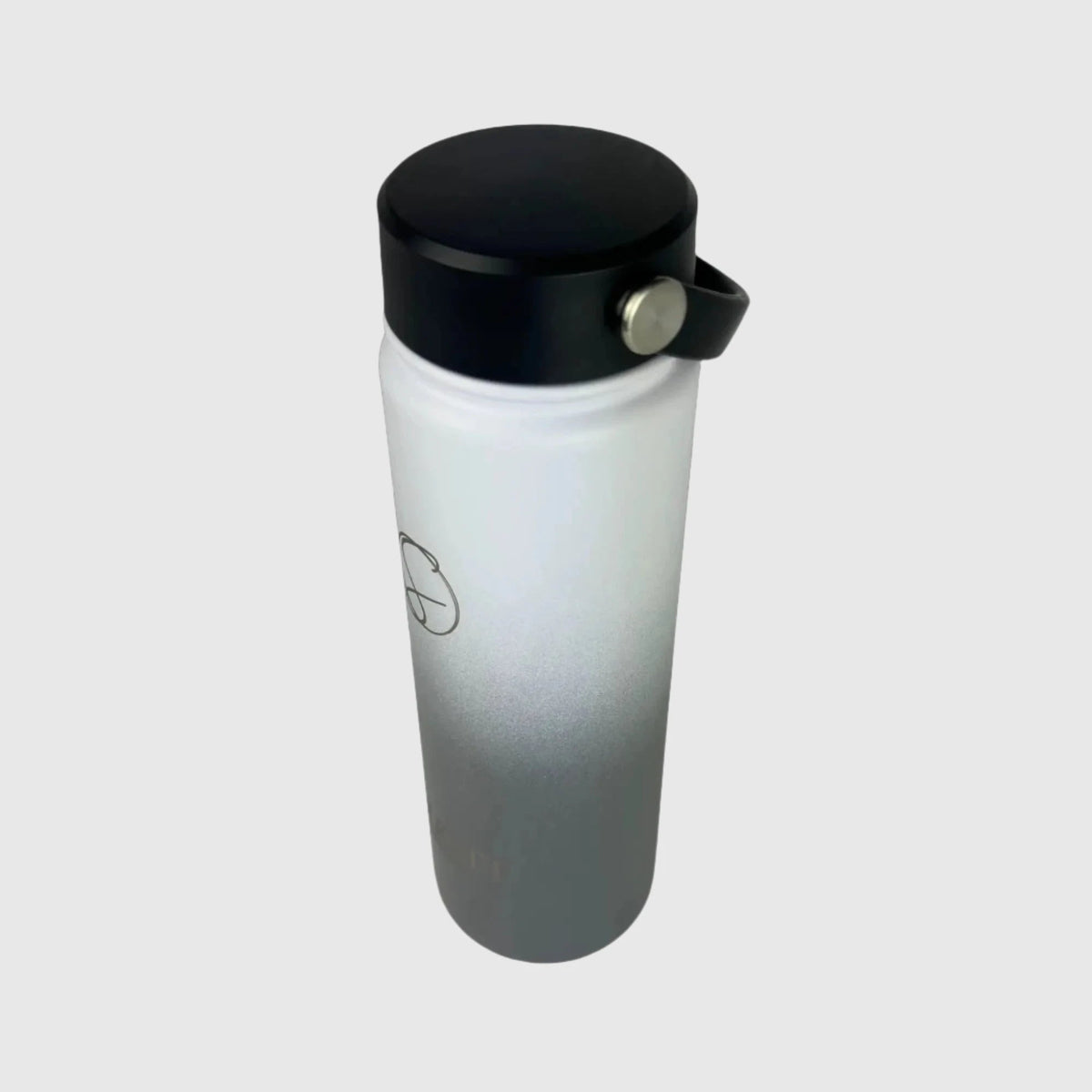 Misty Grey insulated water bottle close up of wide mouth lid - 650ml - Solkatt Designs