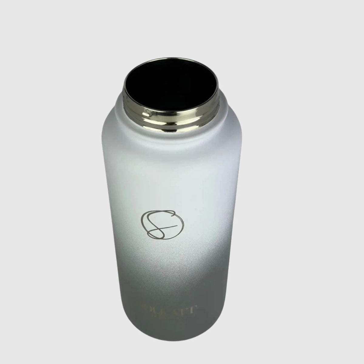 Misty Grey insulated water bottle close up with lid off - 950ml - Solkatt Designs