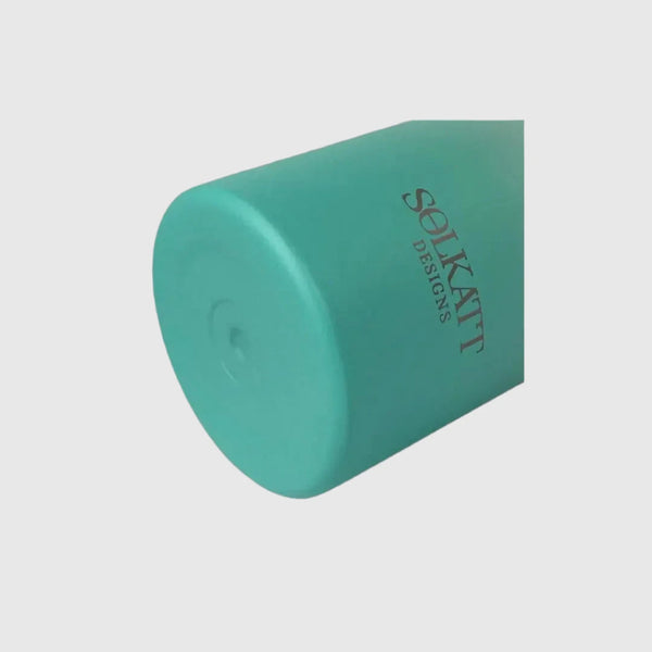 Ocean Aqua insulated water bottle close up of bottom - 950ml - Solkatt Designs