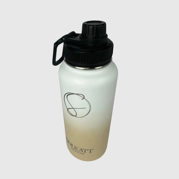 Pastel Beige insulated water bottle close up of small gulp lid - 950ml - Solkatt Designs