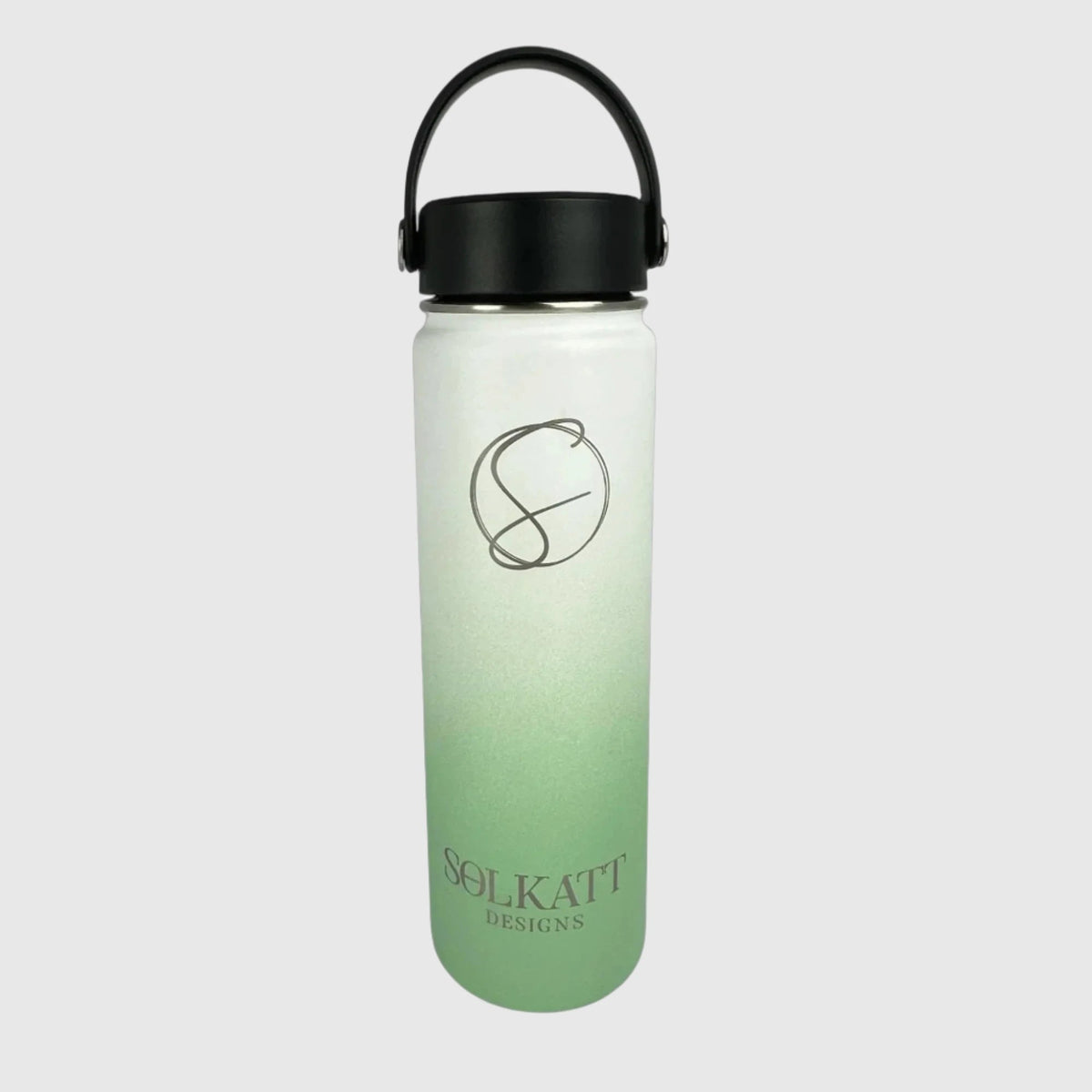 Pastel Green insulated water bottle wide mouth lid front view - 650ml - Solkatt Designs