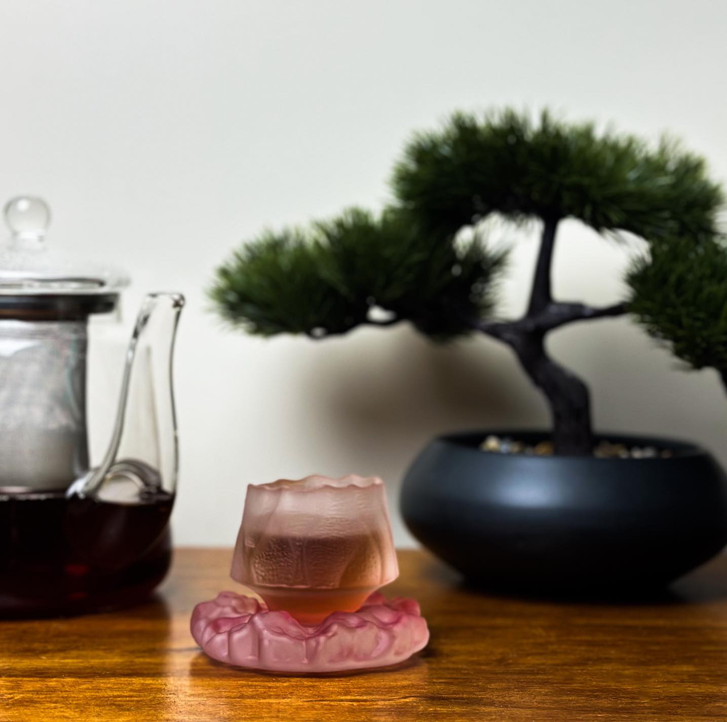 Japanese Frosted Hammer Design Glass Teacup With Saucer - Solkatt Designs 