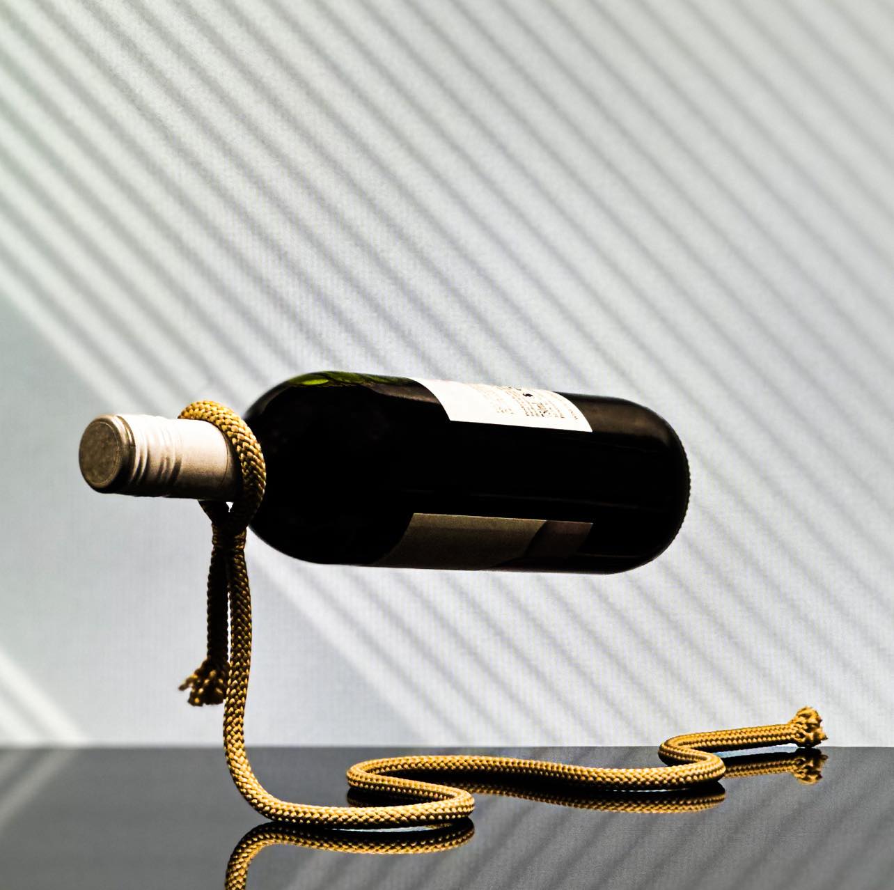 Rope Wine Bottle Holder Rack Tan
