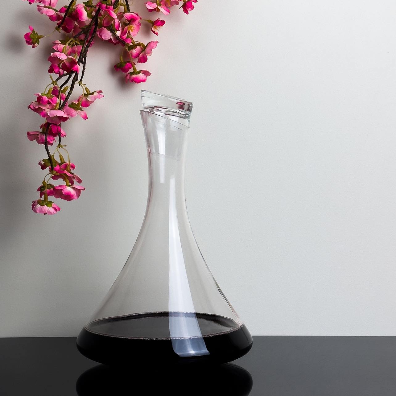 The Jett Wine Decanter Hand Blown Glass With Glass Lid